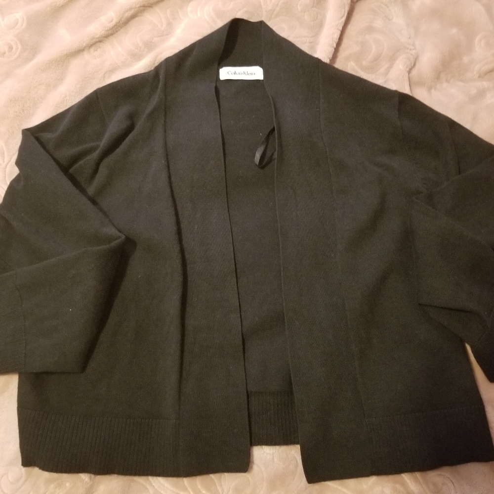 Quarter sleeve crop pull over